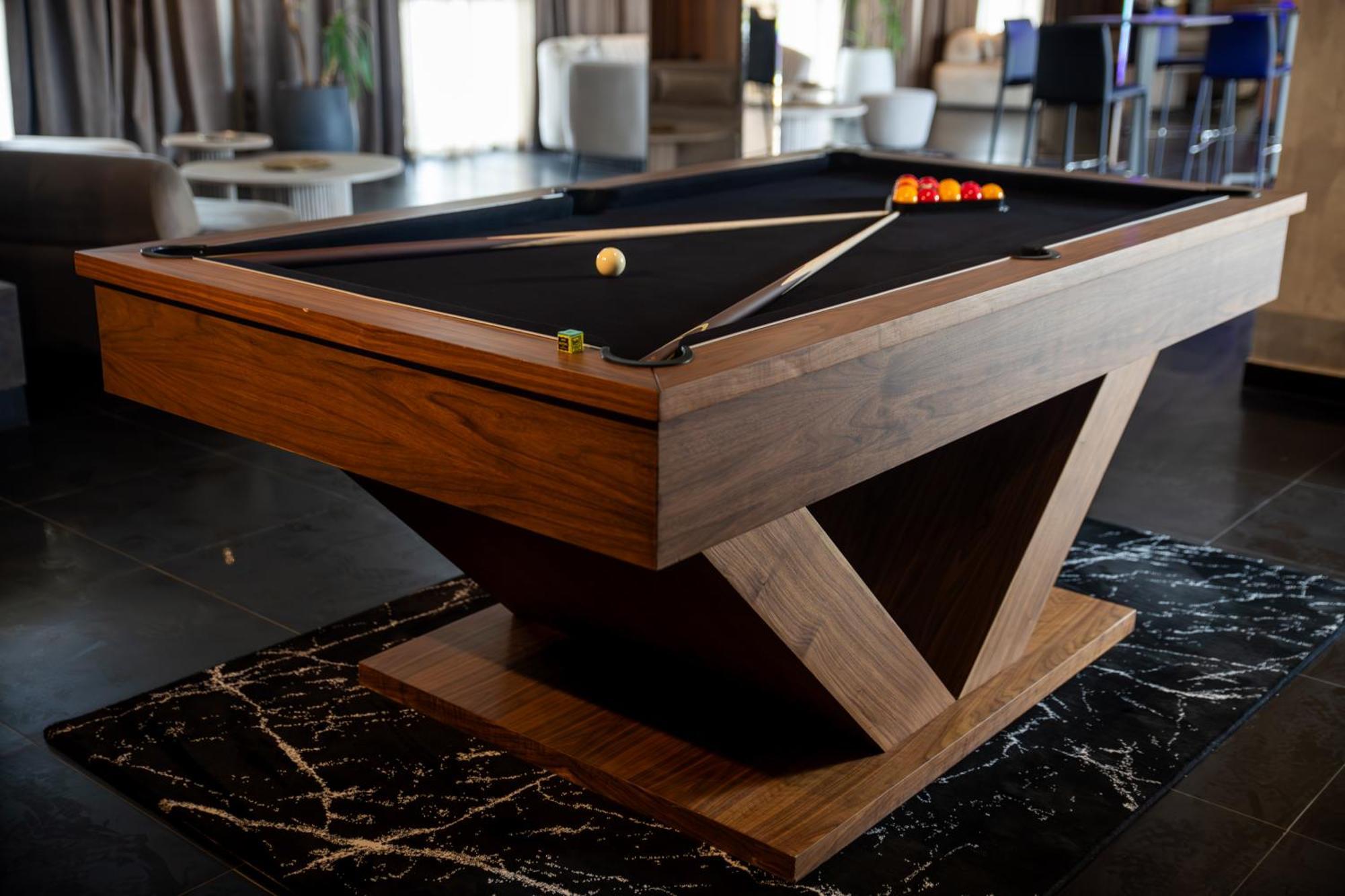 Dominium Palace Agadir Bagian luar foto A pool table